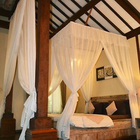 Joglo Villa Bali Penatih Экстерьер фото