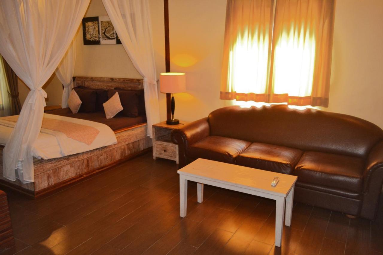 Joglo Villa Bali Penatih Экстерьер фото