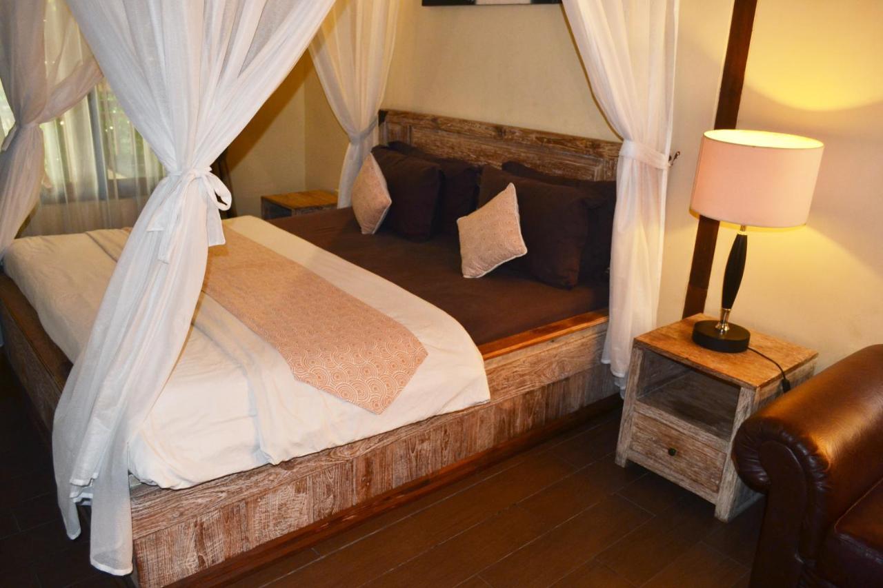 Joglo Villa Bali Penatih Экстерьер фото