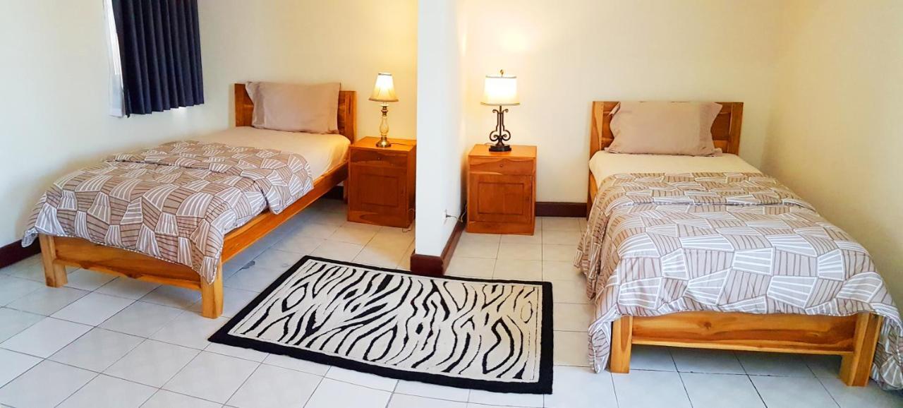 Joglo Villa Bali Penatih Экстерьер фото